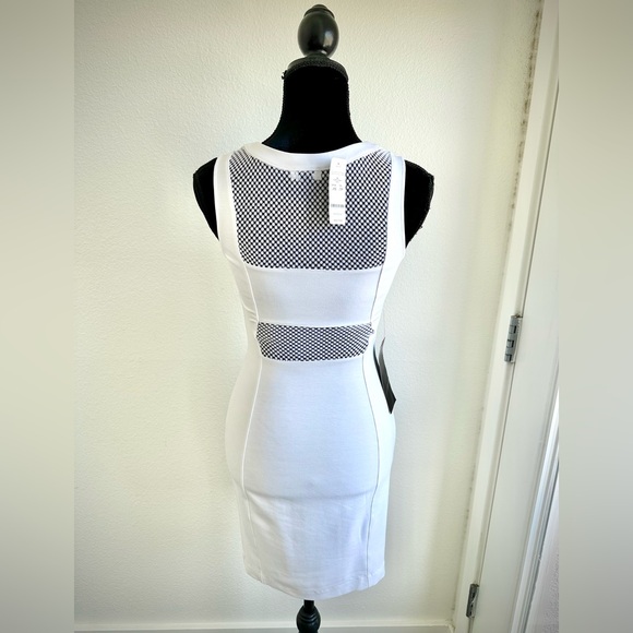 BEBE RESORT DRESS - Picture 3 of 8